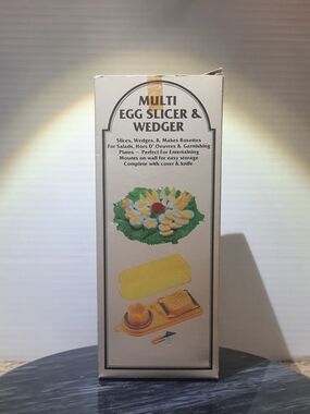 Vintage Multi Egg Slicer & Wedger
